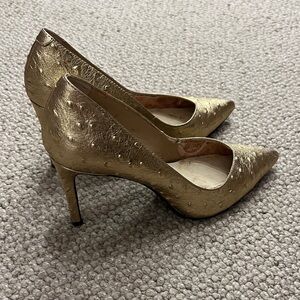Banana Republic Elegant Gold Ostrich Textured Women's Stiletto High Heels